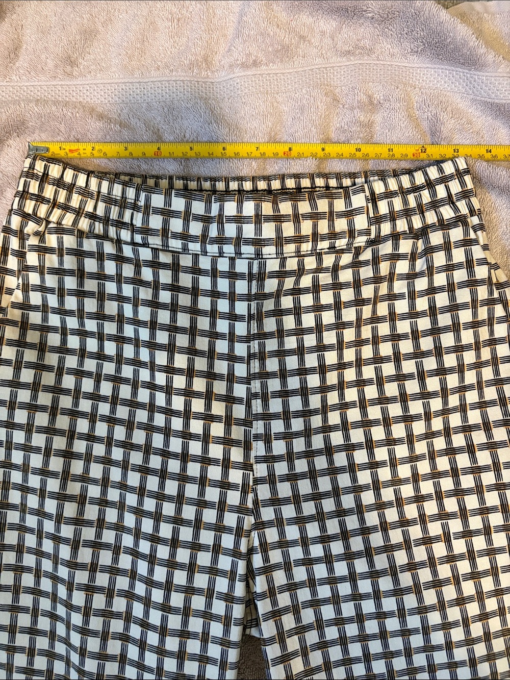 LuLaRoe Women's Lena Checked Trousers in Cream, Black and Gold - Size M - Picture 7 of 9